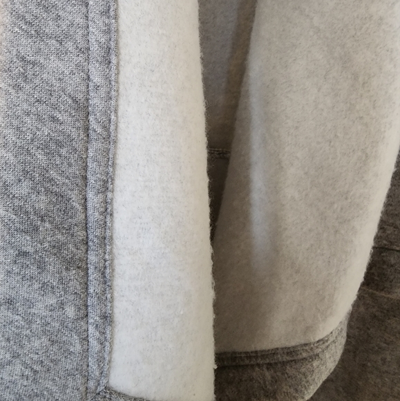 Fabletics waterfall fleece Sweater Vest size Small - Picture 2 of 8